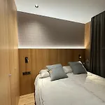Isard Homes By Select Rentals