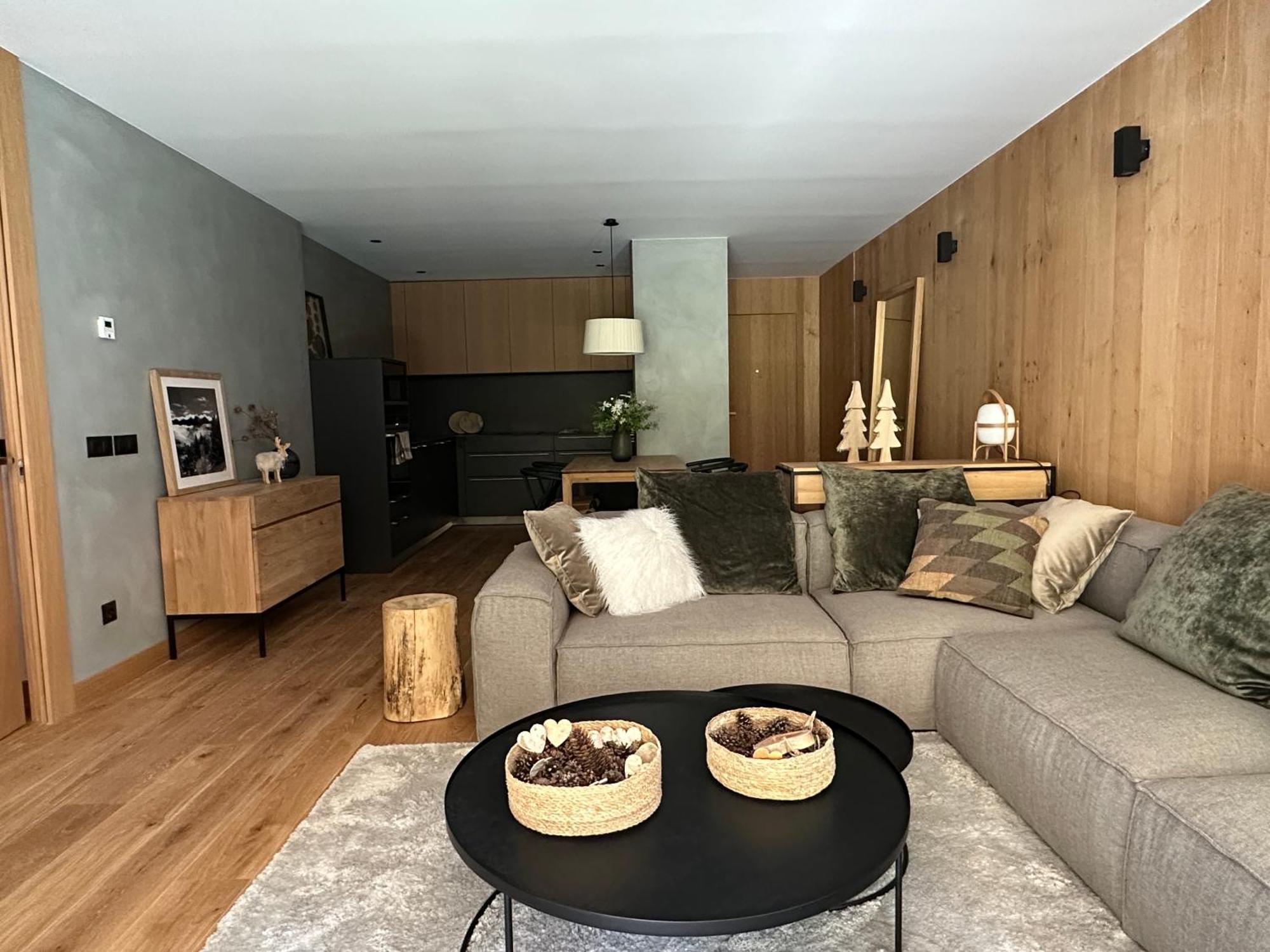 Isard Homes By Select Apartamento