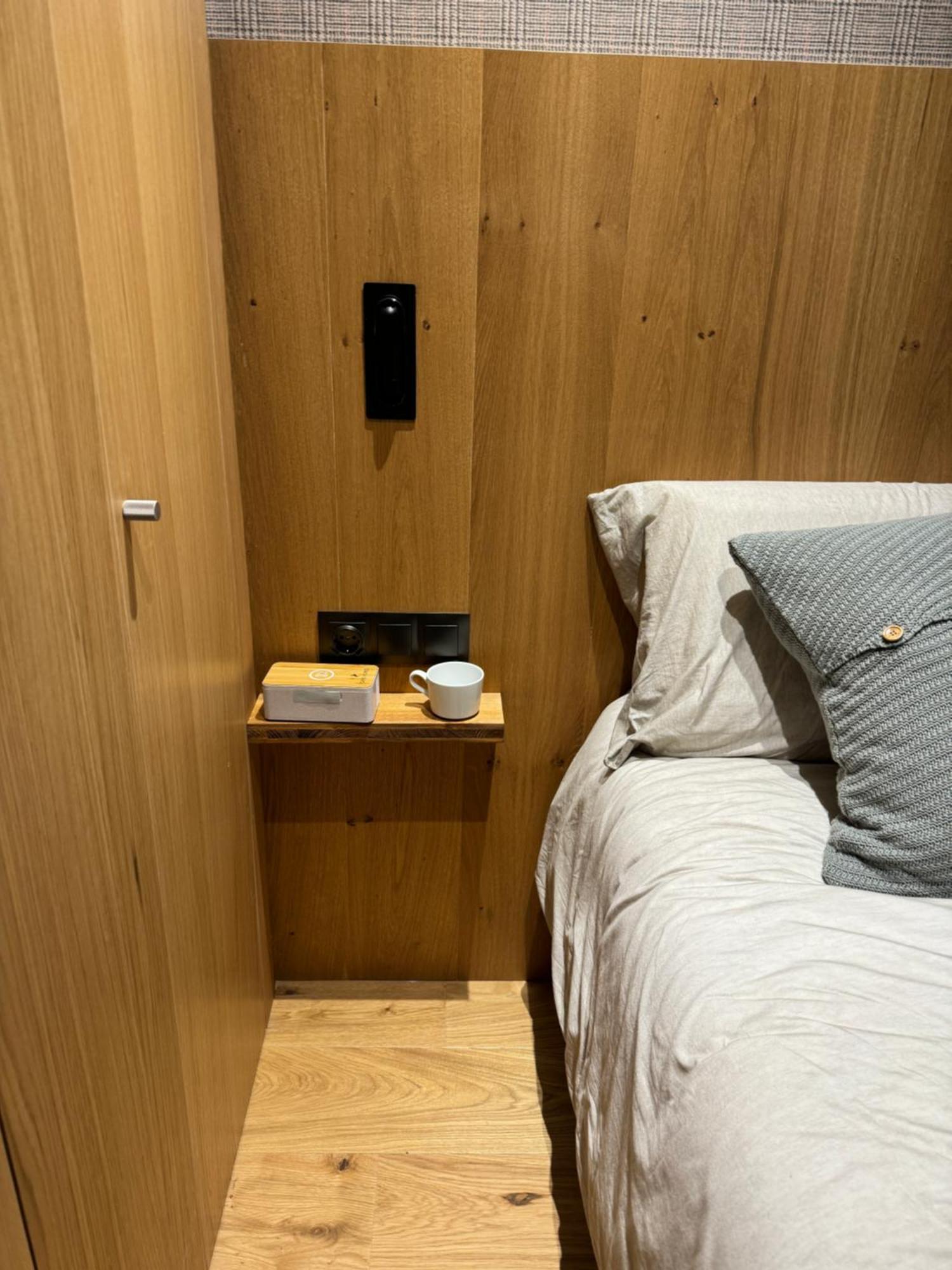 Isard Homes By Select Apartamento